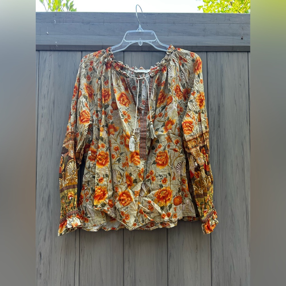 ❌SOLD❌SPELL and the gypsy Seashell mermaid pattern blouse in Orange sand - Picture 5 of 8
